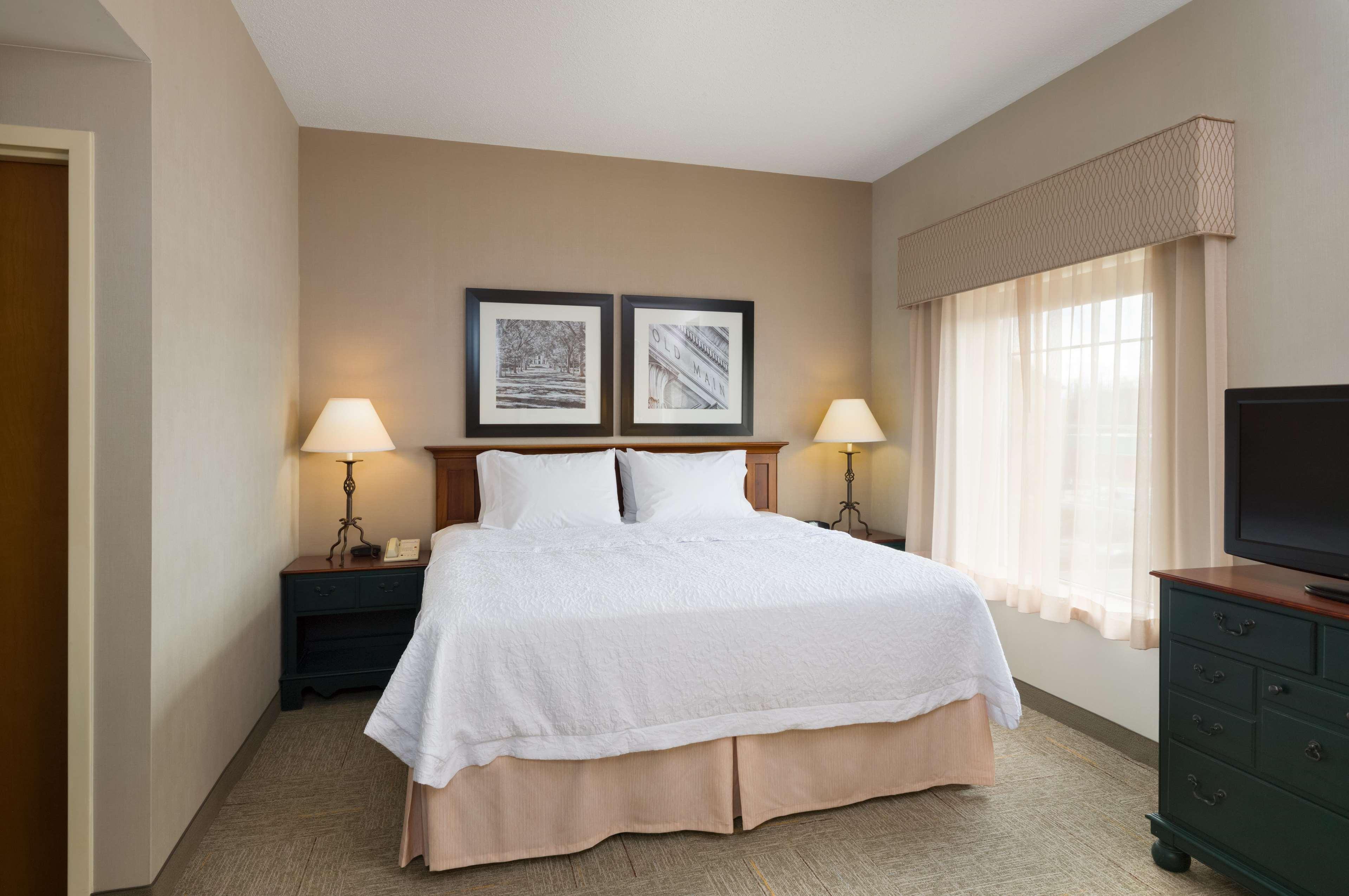 Hampton Inn & Suites State College At Williamsburg Square Ngoại thất bức ảnh