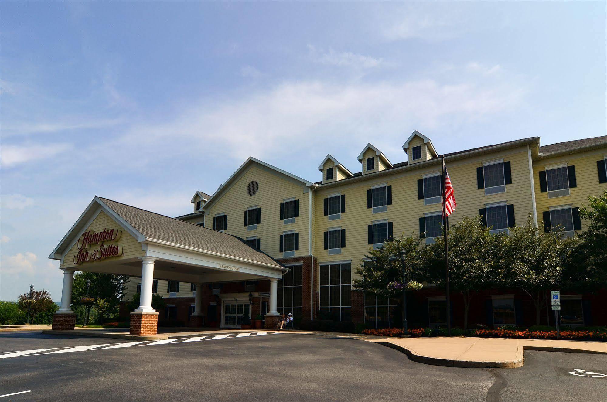 Hampton Inn & Suites State College At Williamsburg Square Ngoại thất bức ảnh